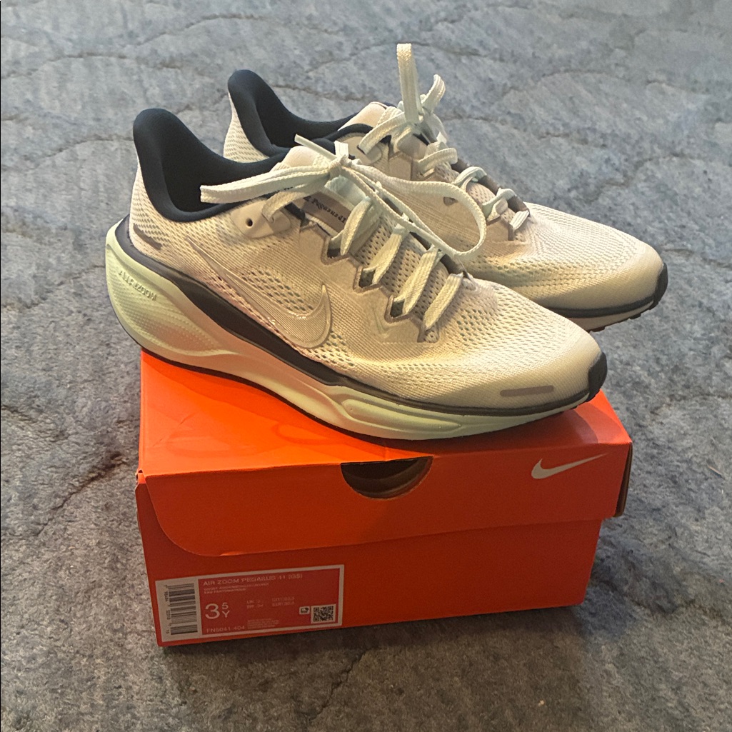 Nike Pegasus 41 Youth 3.5 - Ghost Aqua/Metallic Silver/Mint Foam